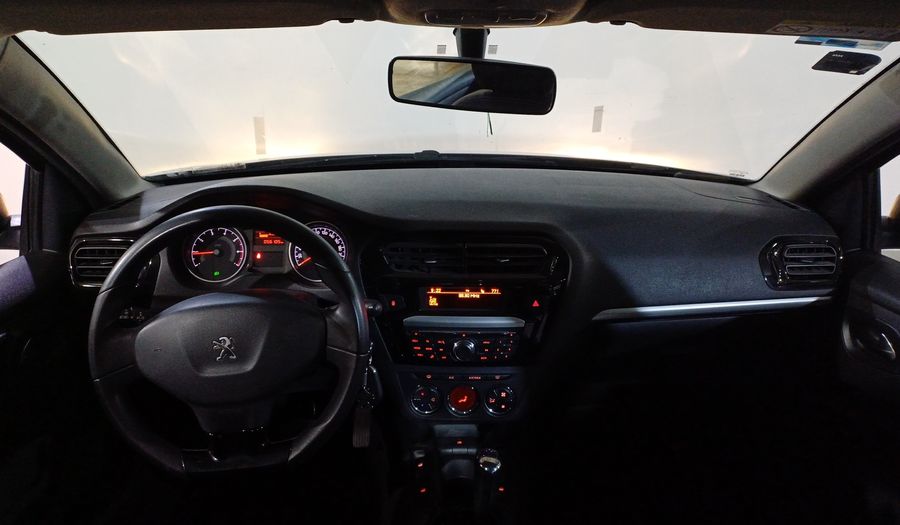 Peugeot 301 1.6 ALLURE TIPTRONIC Sedan 2015