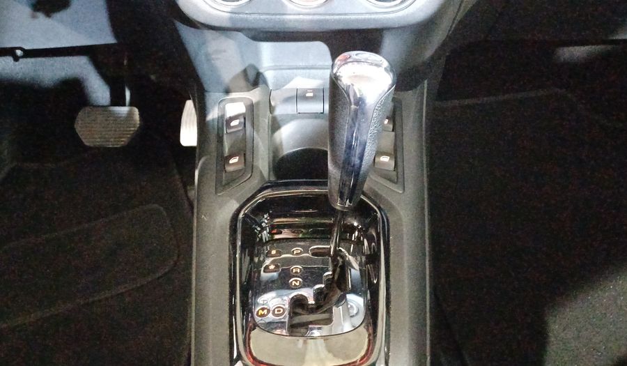 Peugeot 301 1.6 ALLURE TIPTRONIC Sedan 2015