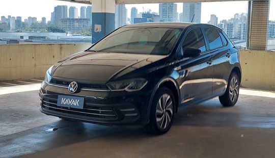 Volkswagen • Polo