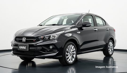 Fiat • Cronos
