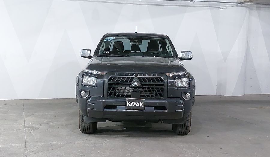 Mitsubishi L200 2.4 GLX DIESEL 4WD Pickup 2025