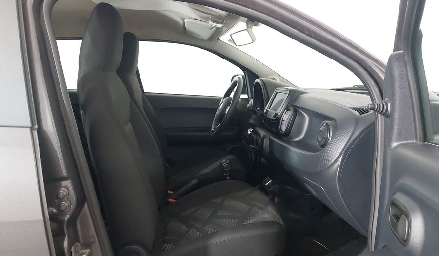 Fiat Mobi EVO LIKE Hatchback 2022