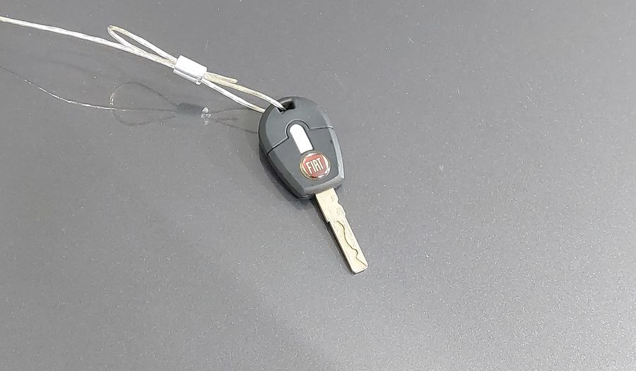 Fiat Mobi EVO LIKE Hatchback 2022