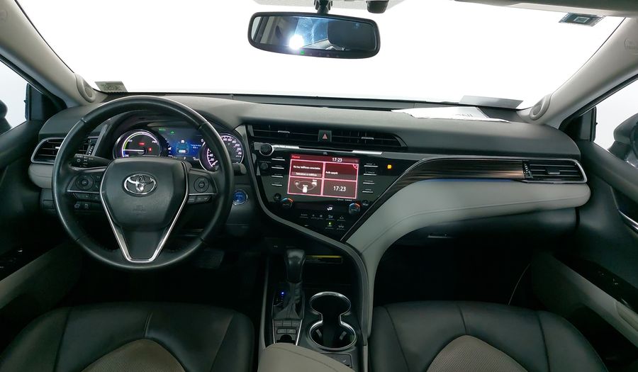 Toyota Camry 2.5 XLE NAVI HV AUTO Sedan 2020