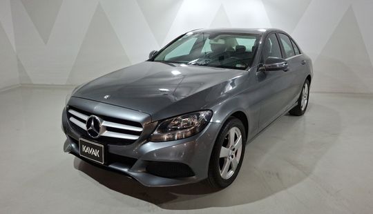 Mercedes Benz • Clase C