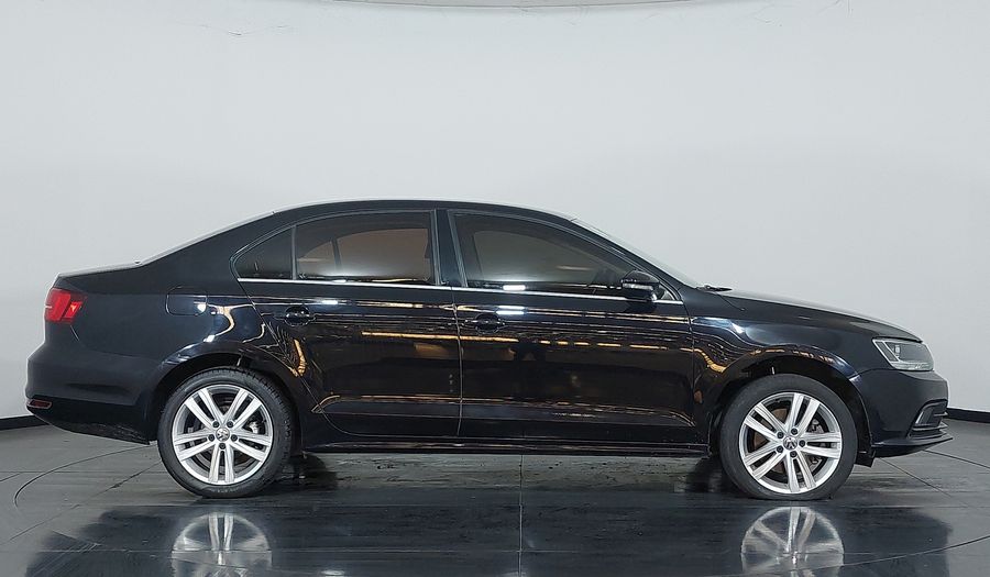 Volkswagen Jetta TSI HIGHLINE Sedan 2016