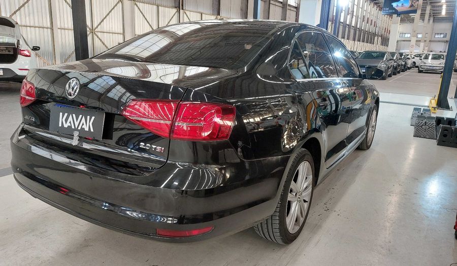 Volkswagen Jetta TSI HIGHLINE Sedan 2016