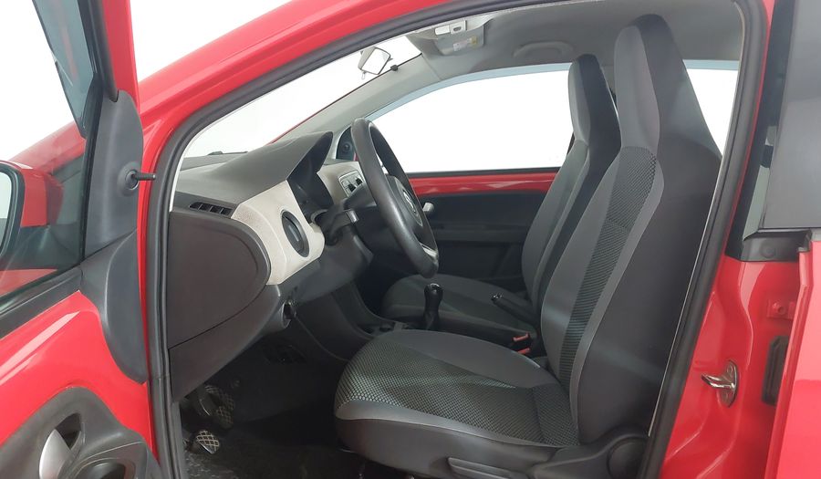 Volkswagen Up MPI MOVE UP Hatchback 2015