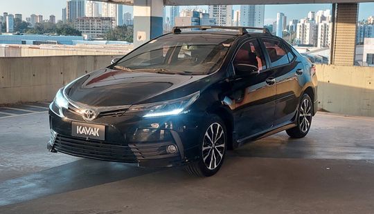 Toyota • Corolla