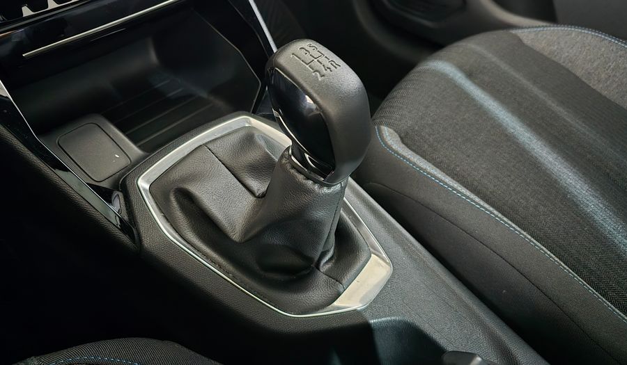 Peugeot 208 1.6L STYLE Hatchback 2024