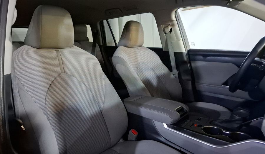 Toyota Highlander 3.5 LE AUTO Suv 2022