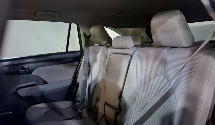 Toyota Highlander 3.5 LE AUTO Suv 2022