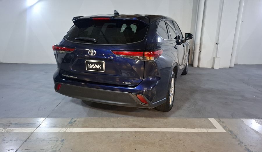 Toyota Highlander 3.5 LE AUTO Suv 2022