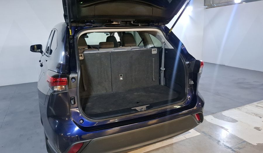 Toyota Highlander 3.5 LE AUTO Suv 2022