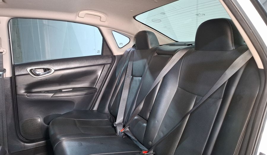 Nissan Sentra 1.8 EXCLUSIVE NAVI AUTO Sedan 2018