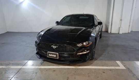 Ford • Mustang