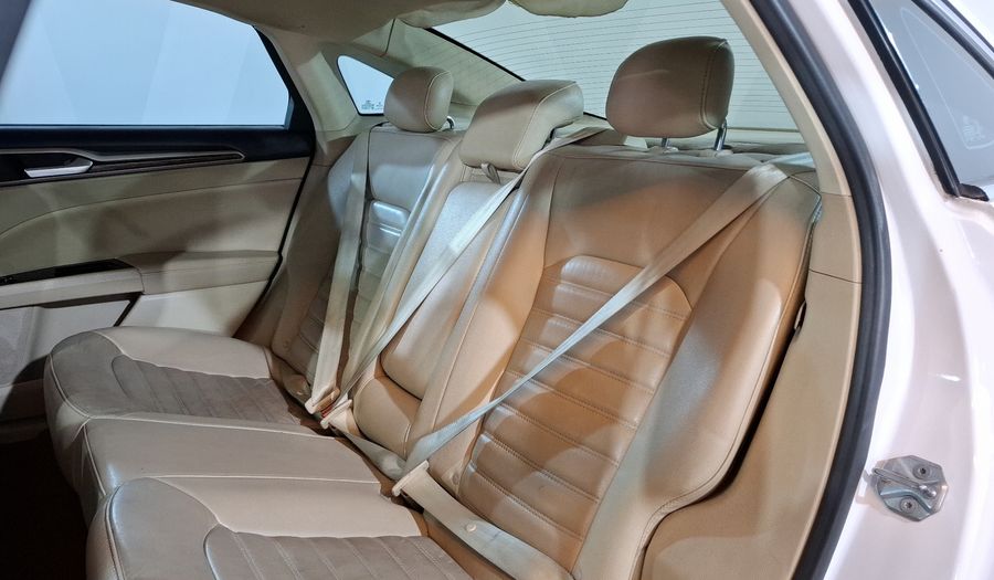 Ford Fusion 2.0 GTDI SE LUXURY PLUS NAV AT Sedan 2014