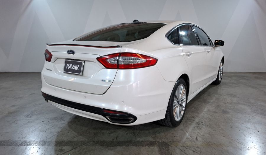 Ford Fusion 2.0 GTDI SE LUXURY PLUS NAV AT Sedan 2014
