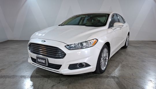Ford • Fusion