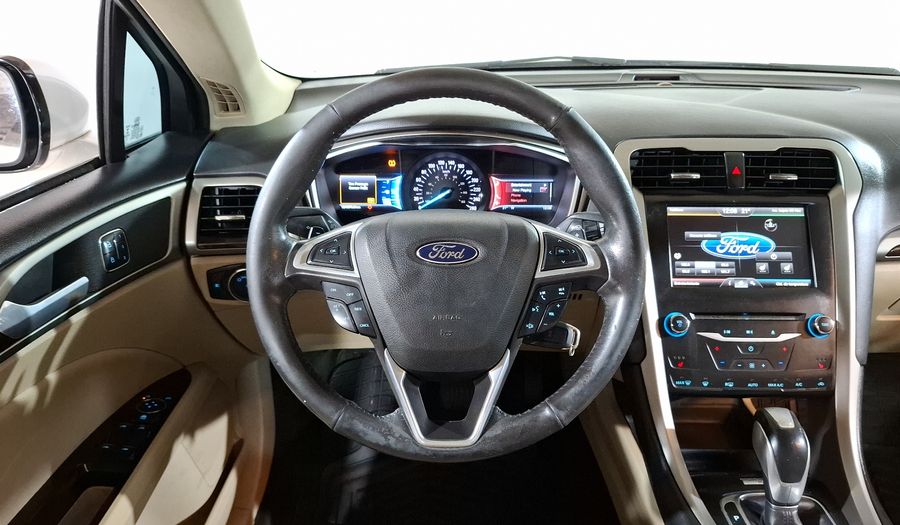 Ford Fusion 2.0 GTDI SE LUXURY PLUS NAV AT Sedan 2014