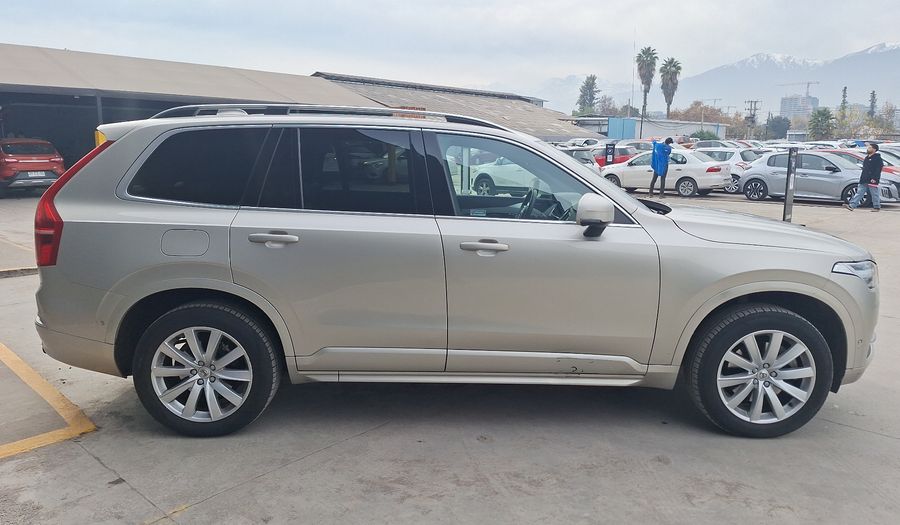 Volvo Xc90 2.0 T5 KINETIC AUTO 4WD Suv 2018