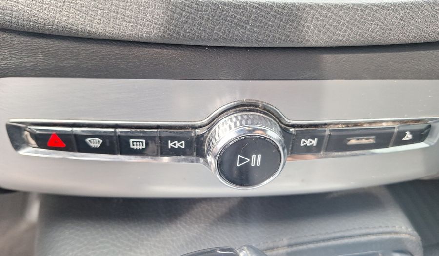 Volvo Xc90 2.0 T5 KINETIC AUTO 4WD Suv 2018