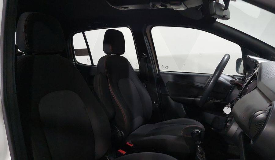 Fiat Uno 1.4 SPORTING Hatchback 2020