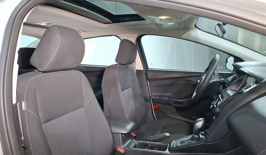 Ford Focus 2.0 SE Sedan 2017