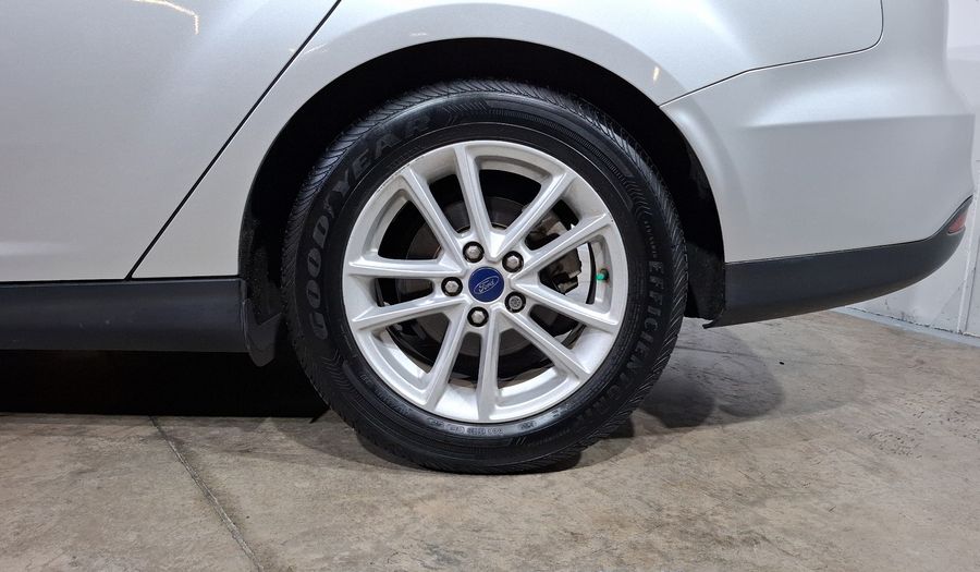 Ford Focus 2.0 SE Sedan 2017