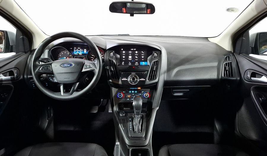 Ford Focus 2.0 SE Sedan 2017