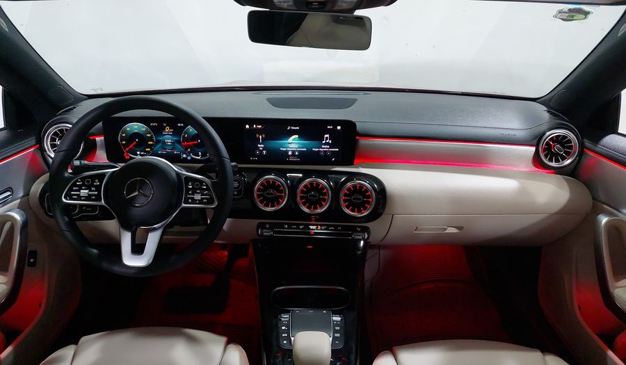 Mercedes Benz Clase Cla 1.3 CLA 200 PROGRESSIVE DCT Coupe 2021
