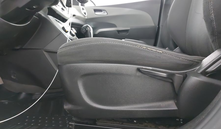 Chevrolet Sonic 1.6 AT F PREMIER Sedan 2017