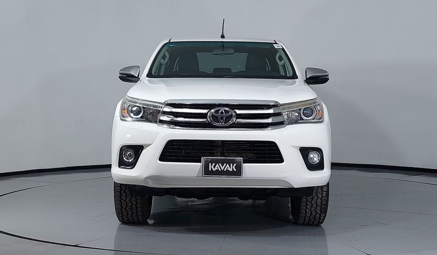 Toyota Hilux 2.8 DOBLE CABINA DSL (D-CAB DIESEL AT) Pickup 2018