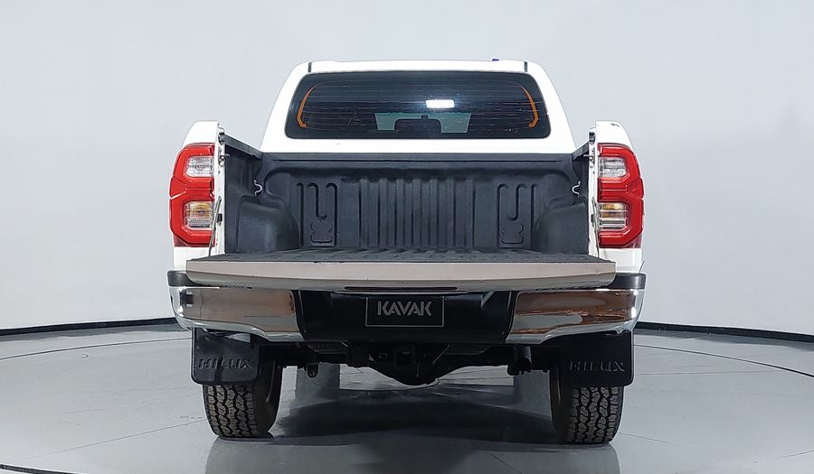 Toyota Hilux 2.8 DOBLE CABINA DSL (D-CAB DIESEL AT) Pickup 2018