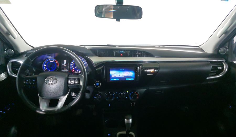 Toyota Hilux 2.8 DOBLE CABINA DSL (D-CAB DIESEL AT) Pickup 2018
