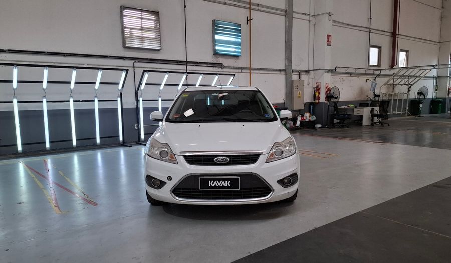 Ford Focus Ii 2.0 GHIA AUTO Sedan 2012