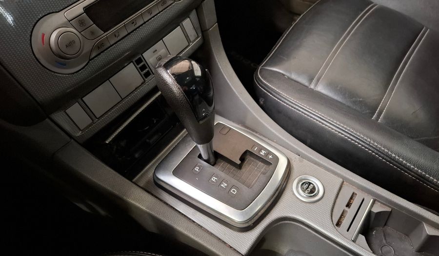 Ford Focus Ii 2.0 GHIA AUTO Sedan 2012