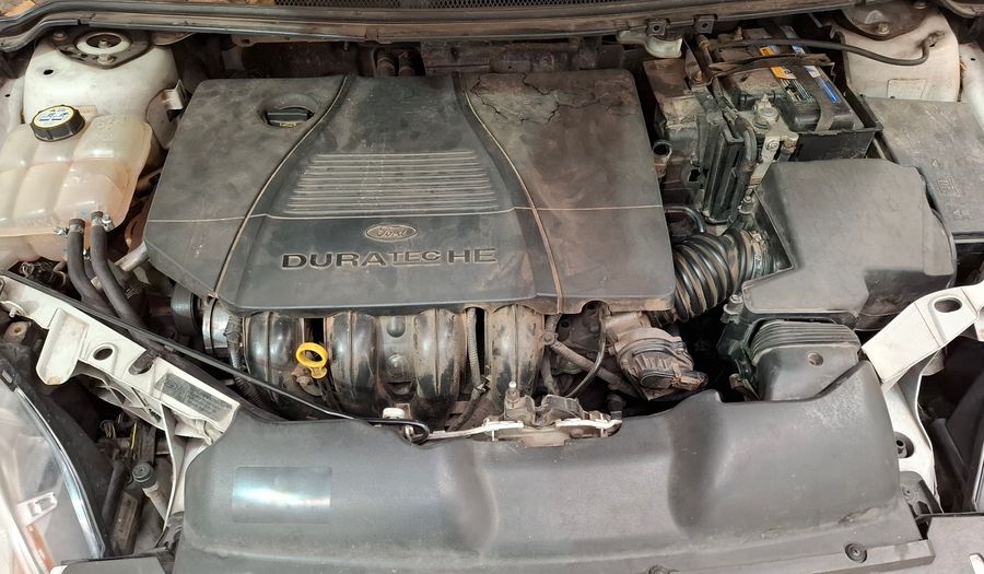 Ford Focus Ii 2.0 GHIA AUTO Sedan 2012
