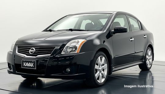 Nissan • Sentra