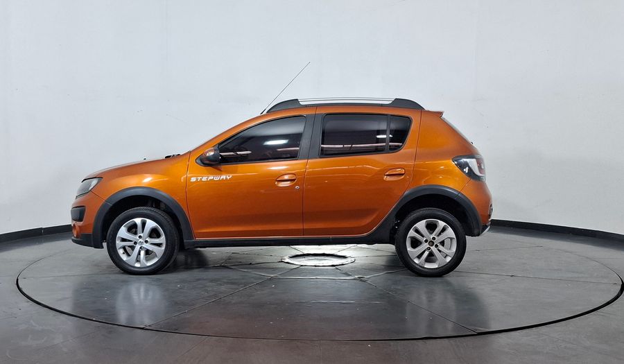 Renault Sandero Stepway 1.6 STEPWAY PRIVILEGE Hatchback 2017
