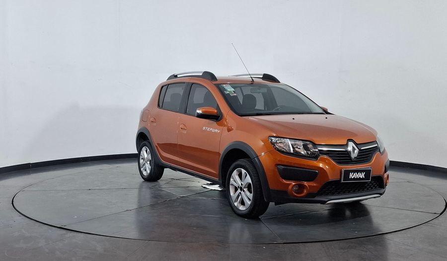 Renault Sandero Stepway 1.6 STEPWAY PRIVILEGE Hatchback 2017