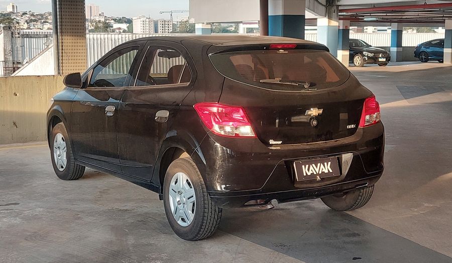Chevrolet Onix MPFI LS Hatchback 2015