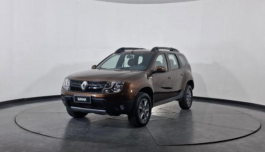 Renault • Duster