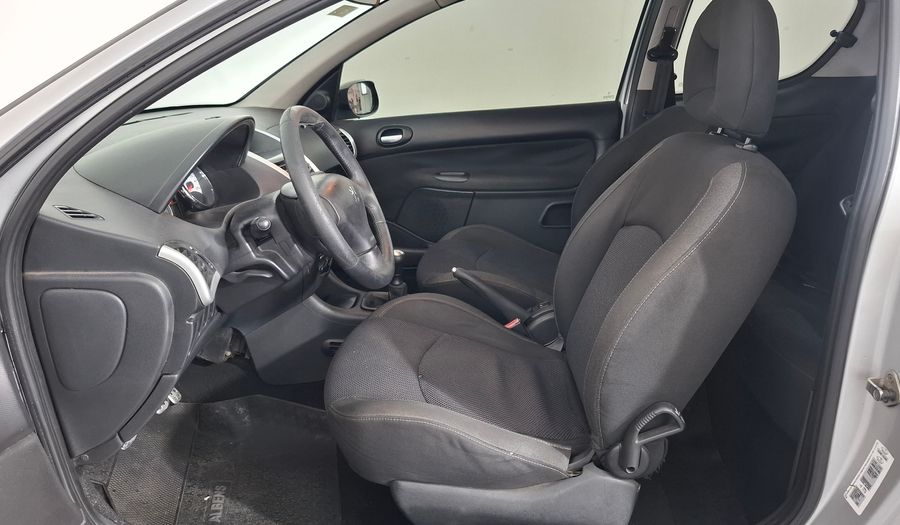Peugeot 207 1.6 XT COMPACT Hatchback 2011
