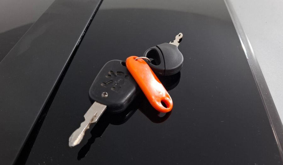 Peugeot 207 1.6 XT COMPACT Hatchback 2011