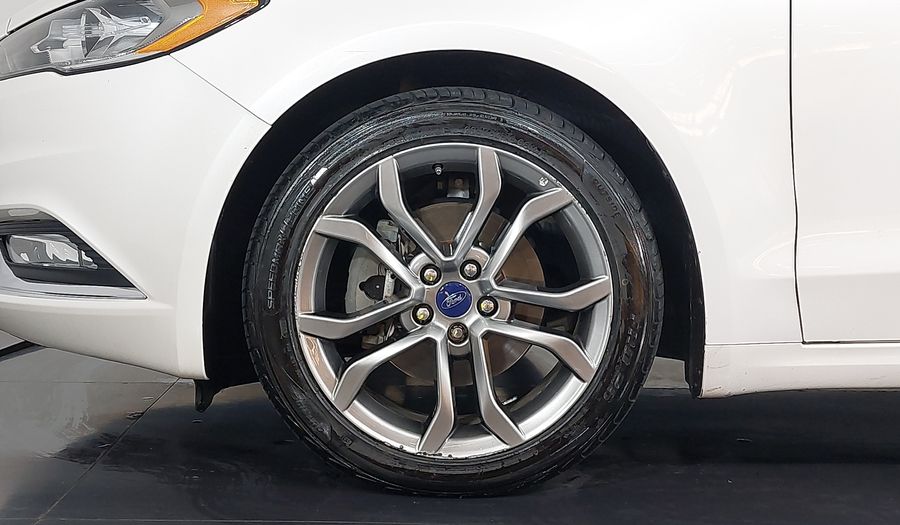 Ford Fusion SEL Sedan 2017