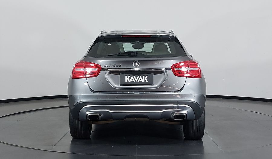 Mercedes Benz Gla 200 CGI ADVANCE TURBO Suv 2016