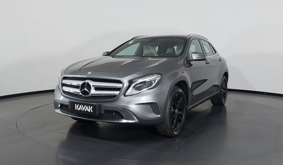 Mercedes Benz Gla 200 CGI ADVANCE TURBO Suv 2016