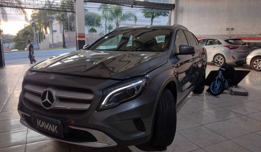 Mercedes Benz Gla 200 CGI ADVANCE TURBO Suv 2016