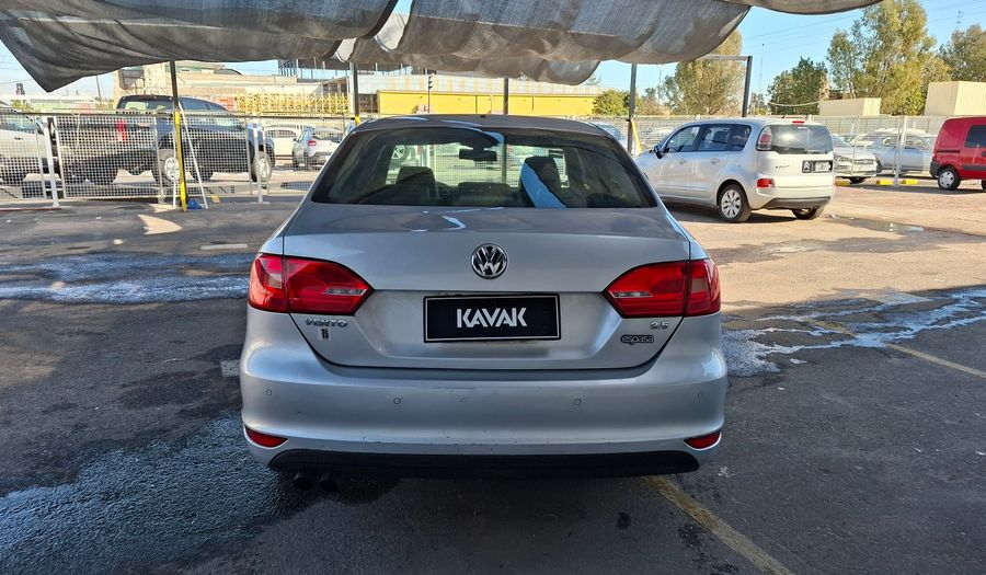 Volkswagen Vento 2.5 LUXURY TIPTRONIC Sedan 2013
